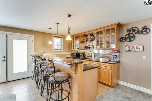 Photo of 1310 N Wilshire Dr, Hutchinson, KS