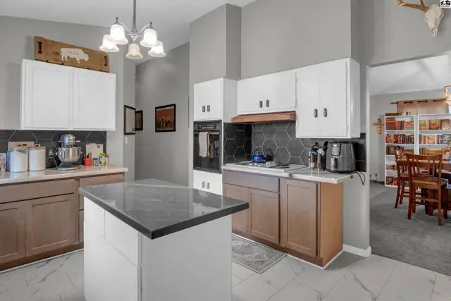 Photo of 701 W Main St, Arlington, KS