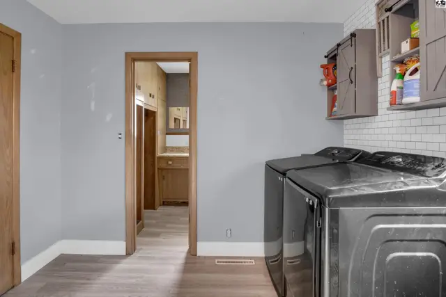 Photo of 701 W Main St, Arlington, KS