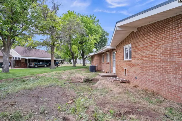 Photo of 701 W Main St, Arlington, KS