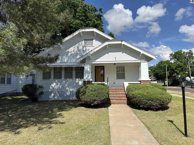Photo of 401 S Mound St, Pratt, KS