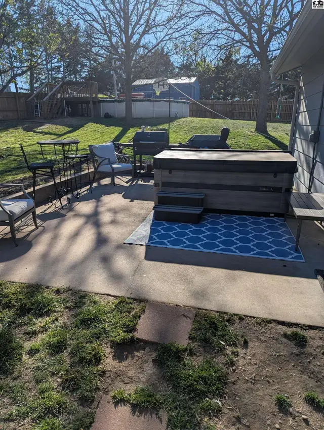 Photo of 102 Court St, Little River, KS