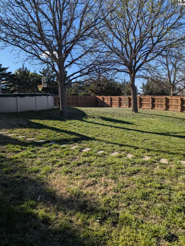 Photo of 102 Court St, Little River, KS