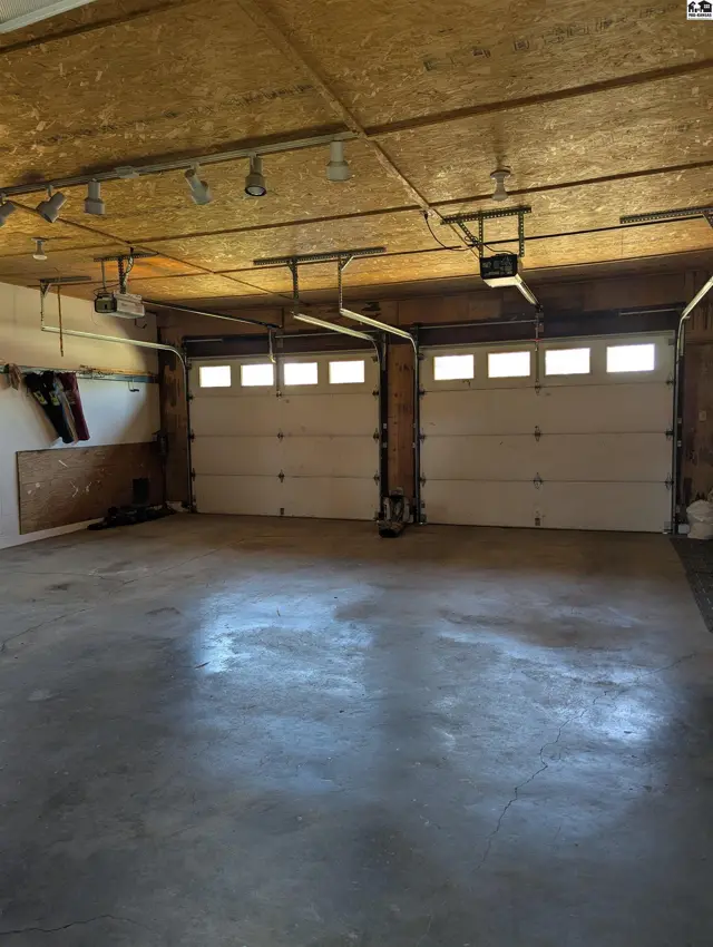 Photo of 102 Court St, Little River, KS