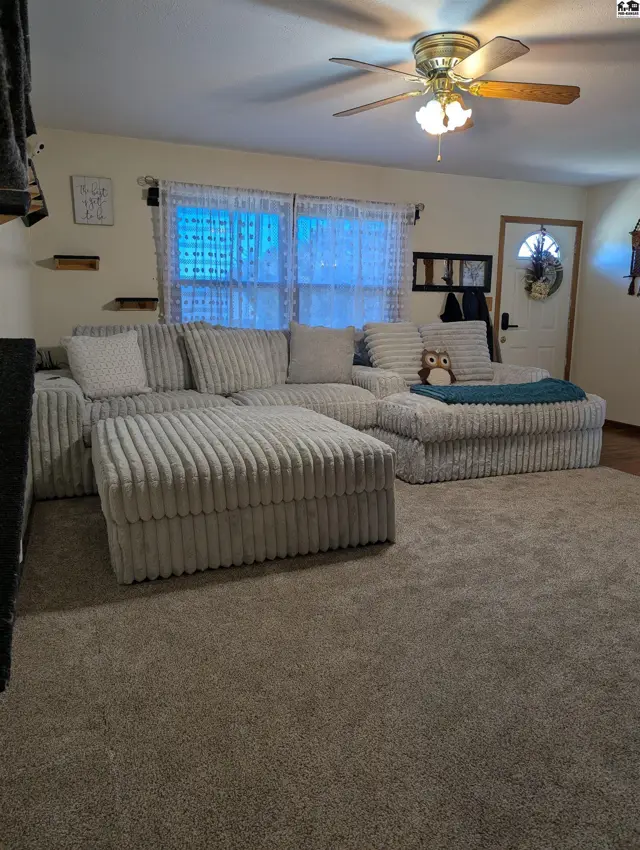 Photo of 102 Court St, Little River, KS