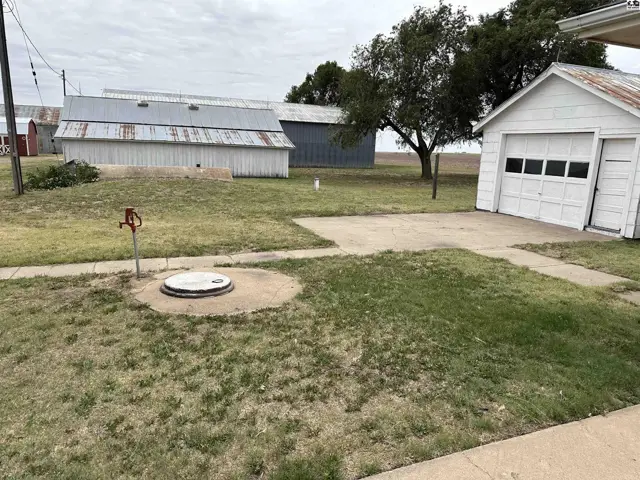 Photo of 2147 Highway 400, Mullinville, KS