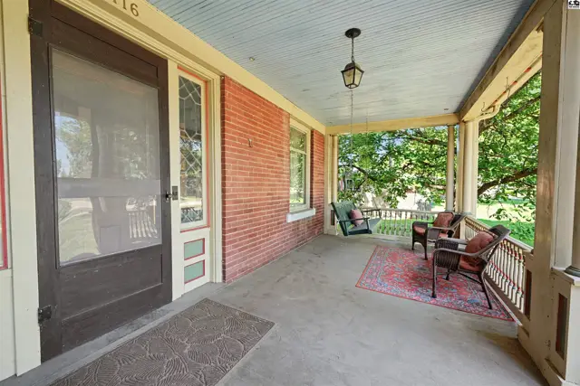 Photo of 116 E Mill St, Lindsborg, KS
