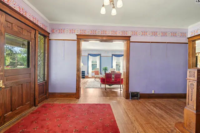 Photo of 116 E Mill St, Lindsborg, KS