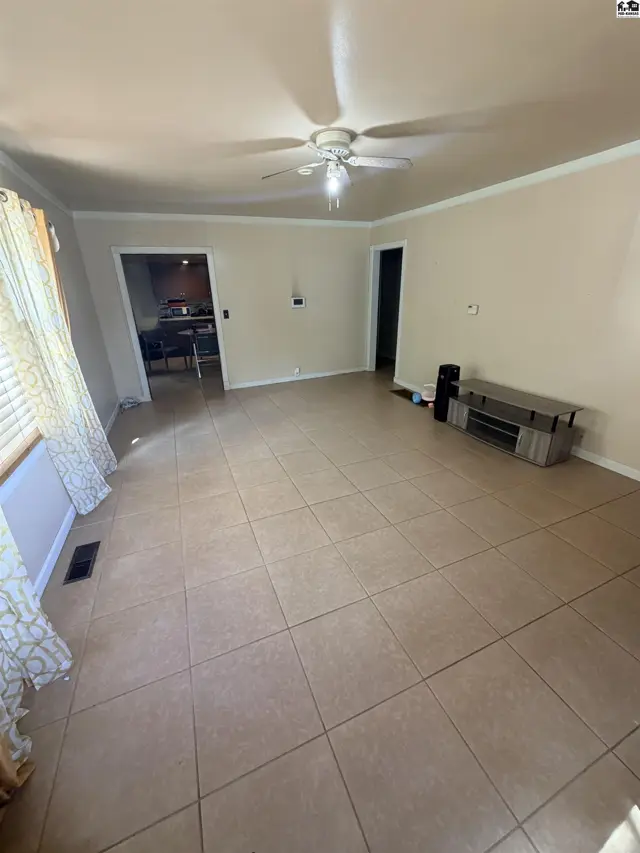 Photo of 303 S Garfield Ave, Lyons, KS