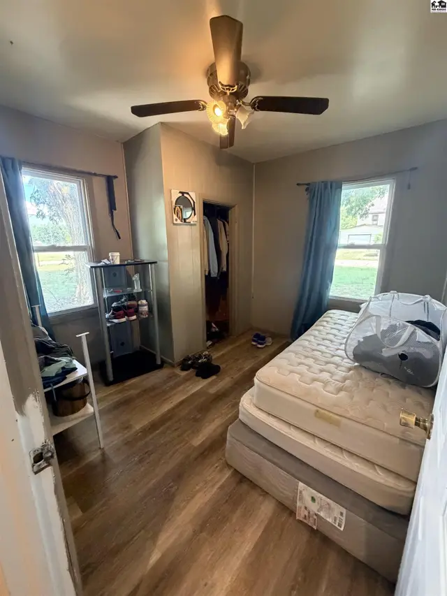 Photo of 303 S Garfield Ave, Lyons, KS