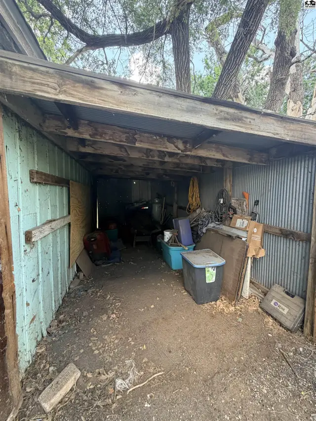 Photo of 303 S Garfield Ave, Lyons, KS