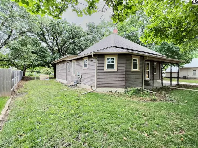 Photo of 220 S Church St, Goessel, KS