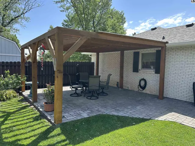 Photo of 430 Saratoga Ct, Pratt, KS