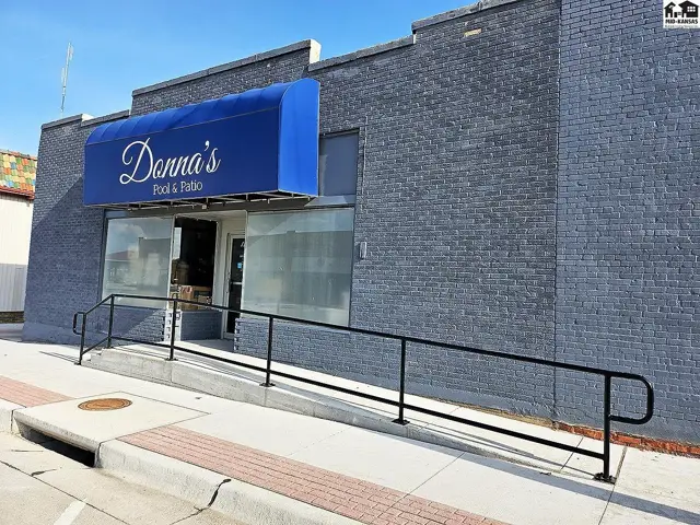 Photo of 224 N Main St, McPherson, KS