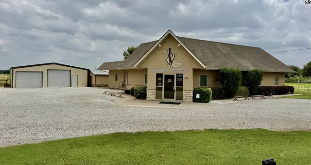 Photo of 816 N Grand, Lyons, KS