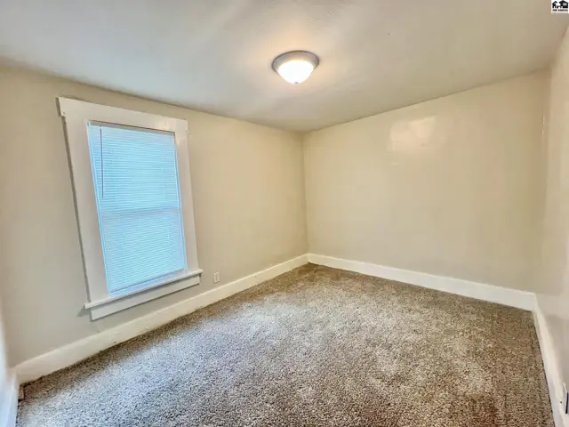 Photo of 1125 N Monroe St, Hutchinson, KS