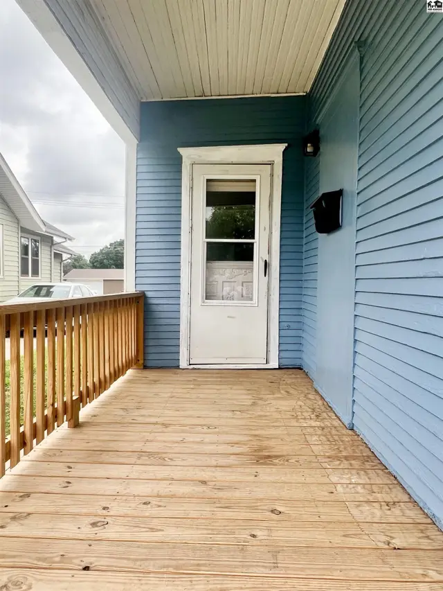 Photo of 1125 N Monroe St, Hutchinson, KS