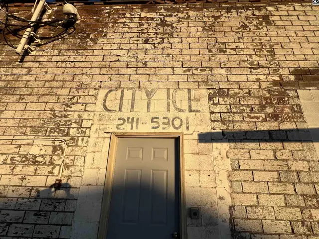 Photo of 310 N Oak St, McPherson, KS