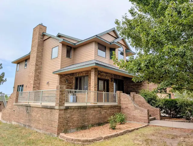 Photo of 1421 Pioneer Rd, McPherson, KS