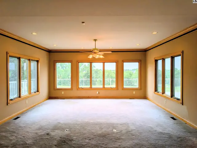 Photo of 1421 Pioneer Rd, McPherson, KS