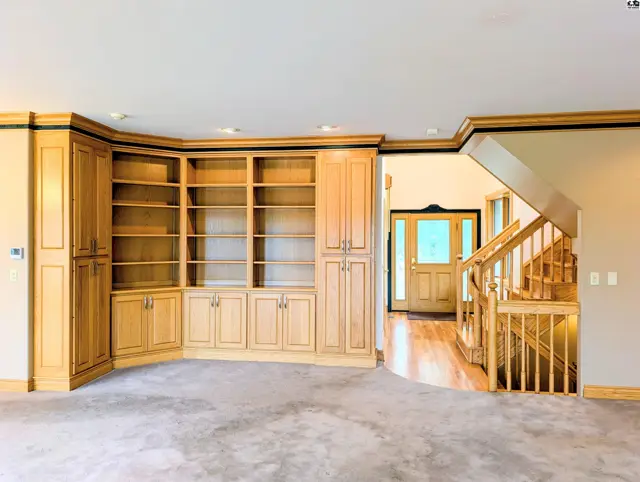 Photo of 1421 Pioneer Rd, McPherson, KS