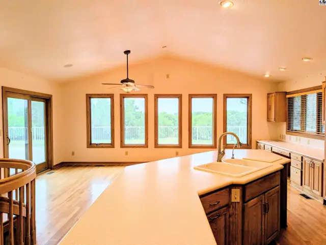 Photo of 1421 Pioneer Rd, McPherson, KS