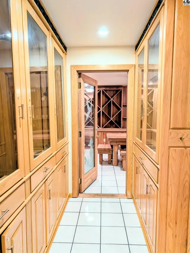 Photo of 1421 Pioneer Rd, McPherson, KS
