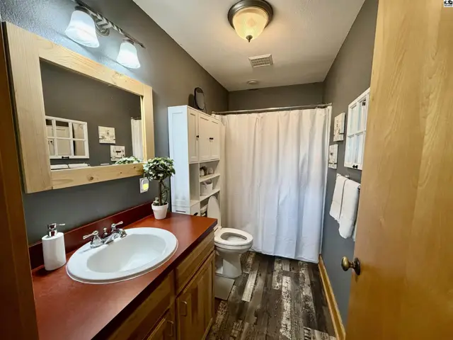 Photo of 1225 17th Rd, Lyons, KS