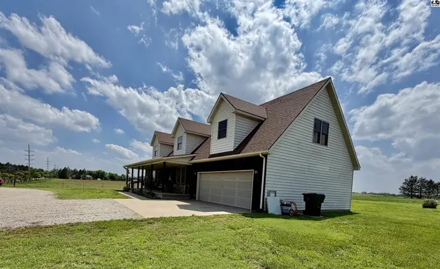 Photo of 1225 17th Rd, Lyons, KS