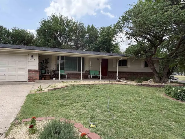 Photo of 1115 W 8th St, Pratt, KS