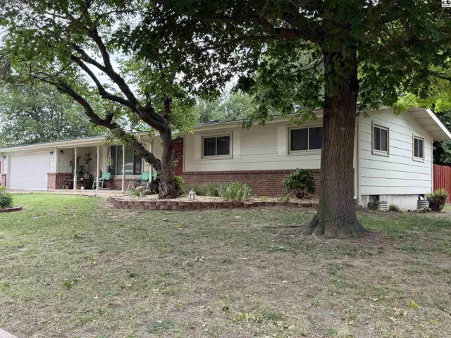 Photo of 1115 W 8th St, Pratt, KS