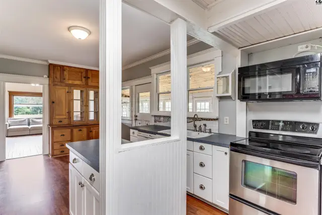 Photo of 13113 S Victory Rd, Haven, KS