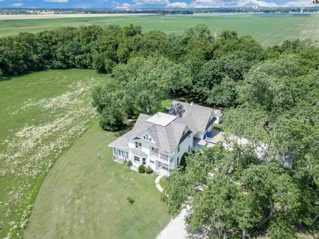 Photo of 13113 S Victory Rd, Haven, KS