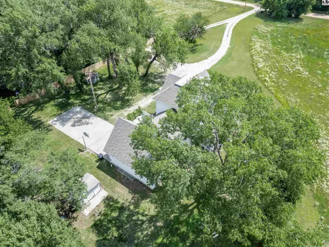 Photo of 13113 S Victory Rd, Haven, KS