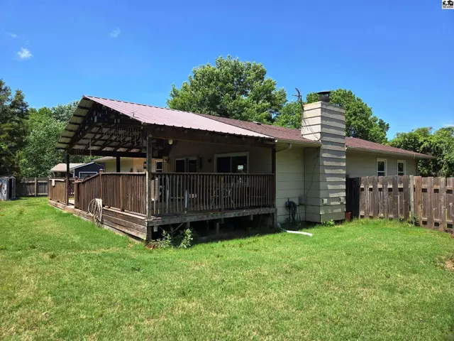 Photo of 1000 Lorna Ln, Newton, KS