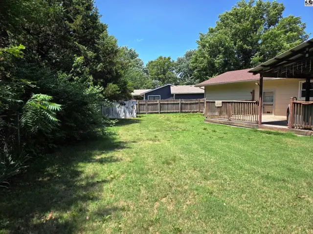Photo of 1000 Lorna Ln, Newton, KS