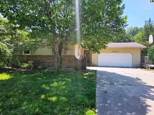 Photo of 1000 Lorna Ln, Newton, KS