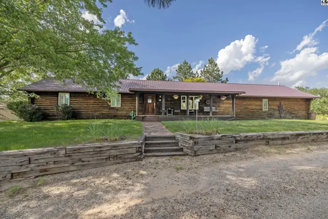 Photo of 800 E 71st Ave, Hutchinson, KS