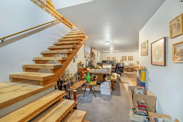 Photo of 800 E 71st Ave, Hutchinson, KS