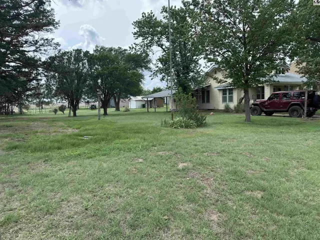 Photo of 406 S Main St, Haviland, KS