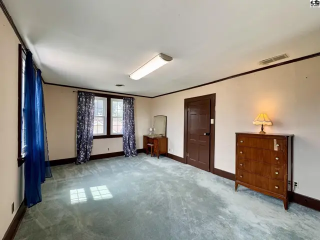 Photo of 102 W Lyon, Lyons, KS