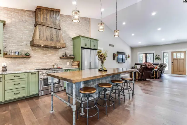Photo of 7701 Old K61 Hwy N, Hutchinson, KS