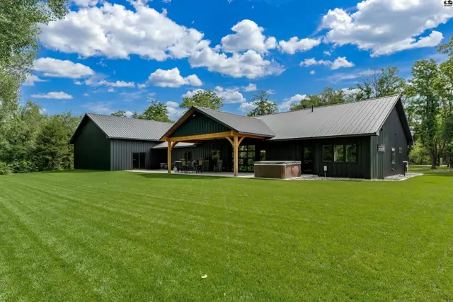 Photo of 7701 Old K61 Hwy N, Hutchinson, KS