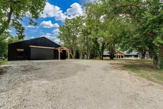Photo of 7701 Old K61 Hwy N, Hutchinson, KS