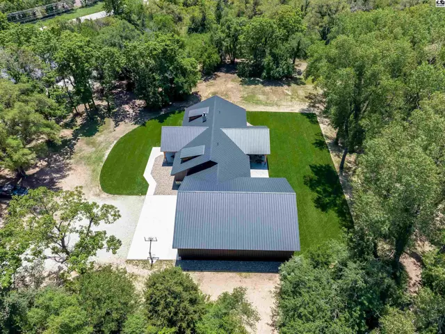 Photo of 7701 Old K61 Hwy N, Hutchinson, KS