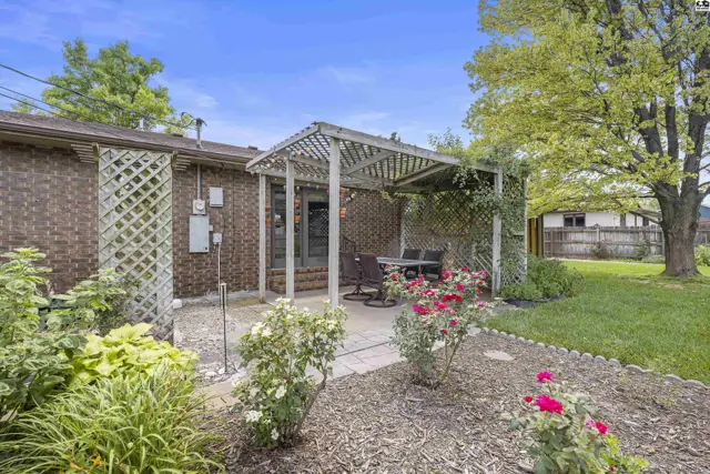 Photo of 1310 Wheatland Dr, Hutchinson, KS