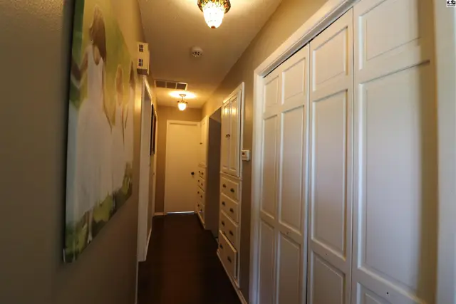 Photo of 1112 S St. John, Lyons, KS