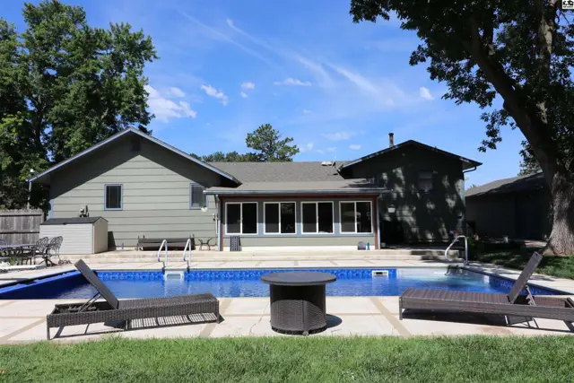 Photo of 1112 S St. John, Lyons, KS