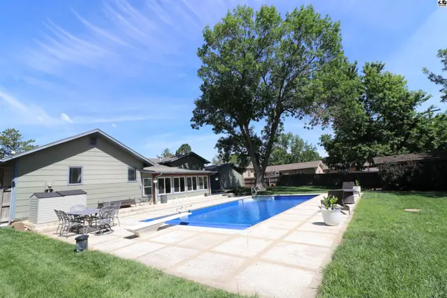 Photo of 1112 S St. John, Lyons, KS
