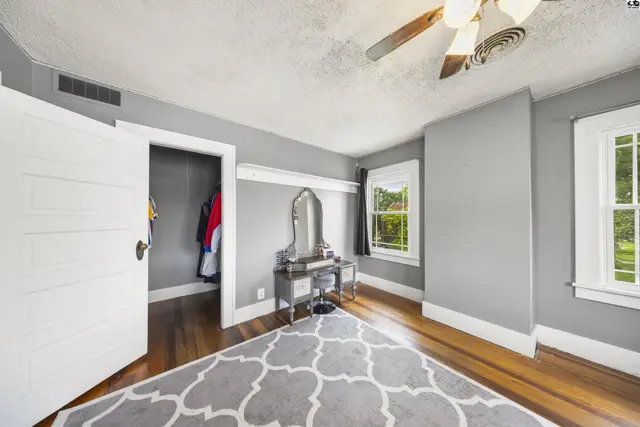 Photo of 204 N Broadway Ave, Sterling, KS